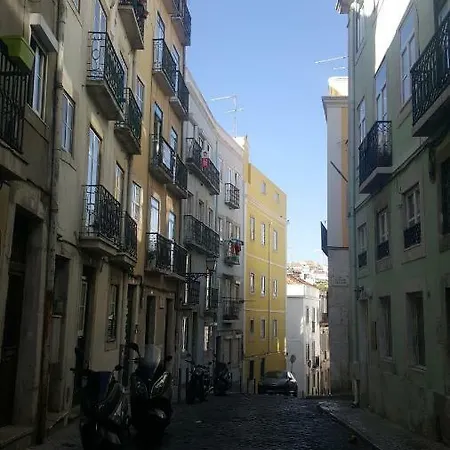 Charming Ii Historical Center Daire Lisboa