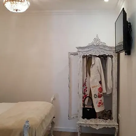 Charming Ii Historical Center شقة *
